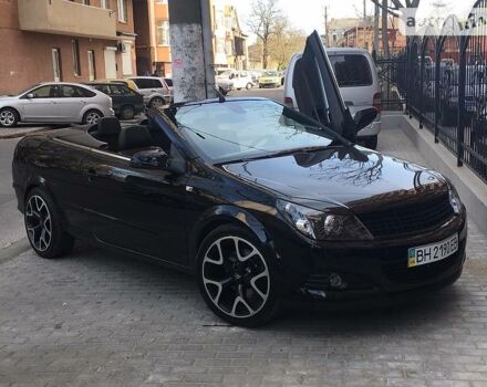 Черный Опель Астра, объемом двигателя 2 л и пробегом 82 тыс. км за 11500 $, фото 1 на Automoto.ua