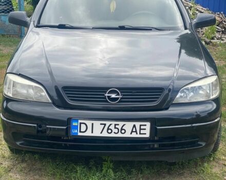 Черный Опель Астра, объемом двигателя 1.6 л и пробегом 230 тыс. км за 1500 $, фото 1 на Automoto.ua