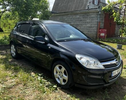 Черный Опель Астра, объемом двигателя 1.8 л и пробегом 159 тыс. км за 5000 $, фото 1 на Automoto.ua