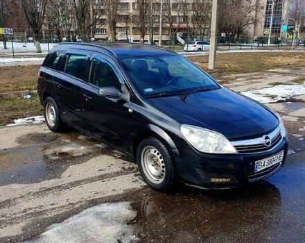 Черный Опель Астра, объемом двигателя 1.2 л и пробегом 230 тыс. км за 3950 $, фото 1 на Automoto.ua