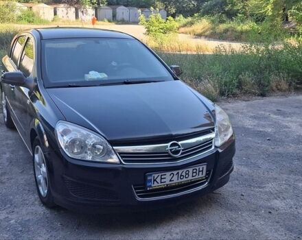Чорний Опель Астра, об'ємом двигуна 1.6 л та пробігом 230 тис. км за 4900 $, фото 1 на Automoto.ua