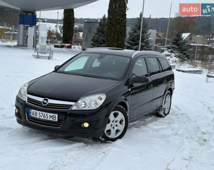 Черный Опель Астра, объемом двигателя 1.6 л и пробегом 236 тыс. км за 4950 $, фото 1 на Automoto.ua