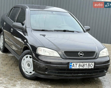 Черный Опель Астра, объемом двигателя 1.6 л и пробегом 199 тыс. км за 3450 $, фото 1 на Automoto.ua