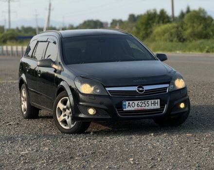 Черный Опель Астра, объемом двигателя 1.7 л и пробегом 370 тыс. км за 3750 $, фото 1 на Automoto.ua