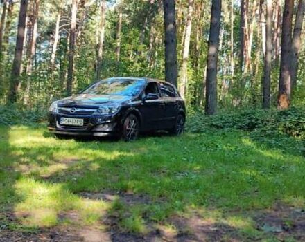 Черный Опель Астра, объемом двигателя 1.8 л и пробегом 224 тыс. км за 6500 $, фото 1 на Automoto.ua