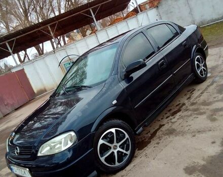 Черный Опель Астра, объемом двигателя 1.4 л и пробегом 0 тыс. км за 3300 $, фото 1 на Automoto.ua