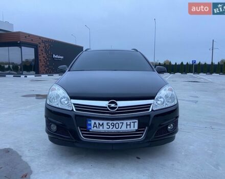 Чорний Опель Астра, об'ємом двигуна 1.6 л та пробігом 249 тис. км за 3850 $, фото 1 на Automoto.ua