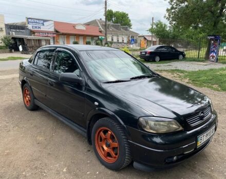 Чорний Опель Астра, об'ємом двигуна 1 л та пробігом 300 тис. км за 3500 $, фото 1 на Automoto.ua
