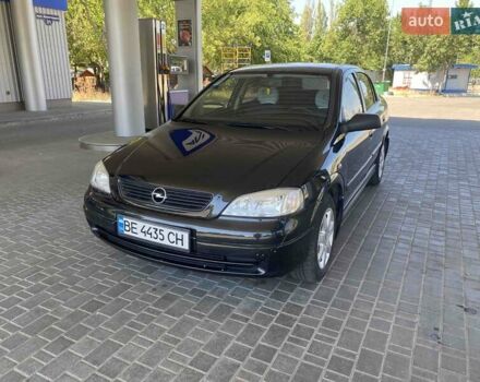 Черный Опель Астра, объемом двигателя 1.4 л и пробегом 107 тыс. км за 4800 $, фото 1 на Automoto.ua