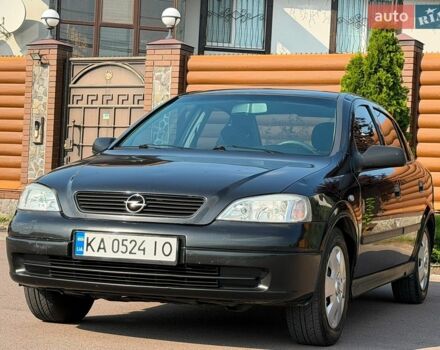 Черный Опель Астра, объемом двигателя 1.36 л и пробегом 200 тыс. км за 3700 $, фото 1 на Automoto.ua