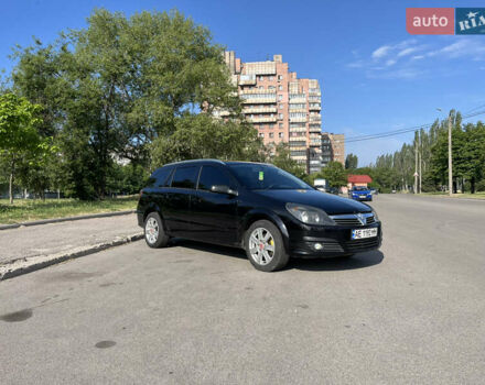 Черный Опель Астра, объемом двигателя 1.6 л и пробегом 250 тыс. км за 4900 $, фото 1 на Automoto.ua