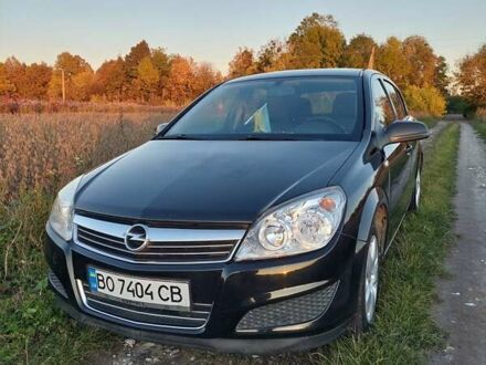 Опель Астра 2007 в Кременце на Automoto.ua Черный Опель Астра, объемом двигателя 1.25 л и пробегом 268 тыс. км за 5000 $, фото 1 на Automoto.ua
