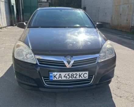 Черный Опель Астра, объемом двигателя 1.4 л и пробегом 290 тыс. км за 3300 $, фото 1 на Automoto.ua