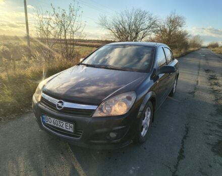 Чорний Опель Астра, об'ємом двигуна 1.6 л та пробігом 352 тис. км за 4100 $, фото 1 на Automoto.ua