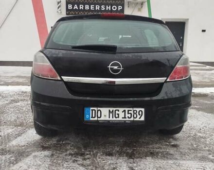 Черный Опель Астра, объемом двигателя 1.4 л и пробегом 200 тыс. км за 5500 $, фото 1 на Automoto.ua