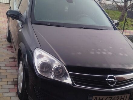 Черный Опель Астра, объемом двигателя 1.6 л и пробегом 222 тыс. км за 5400 $, фото 1 на Automoto.ua