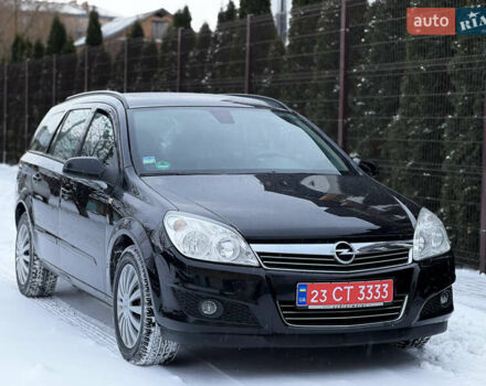 Черный Опель Астра, объемом двигателя 1.6 л и пробегом 192 тыс. км за 5600 $, фото 1 на Automoto.ua