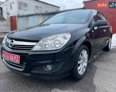 Черный Опель Астра, объемом двигателя 1.6 л и пробегом 185 тыс. км за 5650 $, фото 1 на Automoto.ua