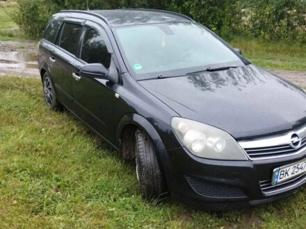 Чорний Опель Астра, об'ємом двигуна 1.6 л та пробігом 275 тис. км за 5200 $, фото 1 на Automoto.ua