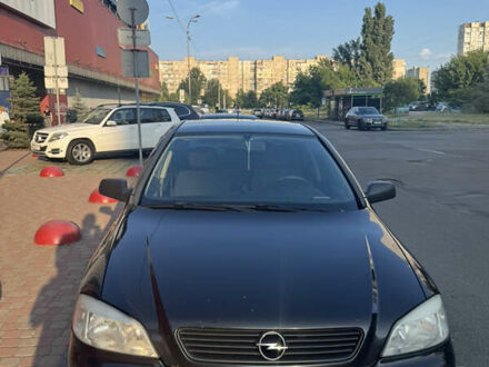 Чорний Опель Астра, об'ємом двигуна 1.6 л та пробігом 300 тис. км за 3500 $, фото 1 на Automoto.ua