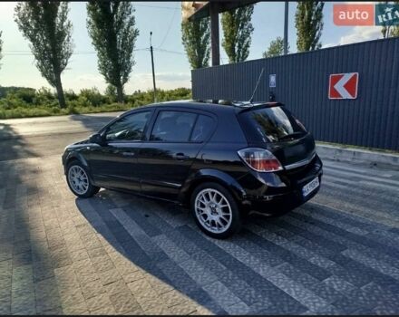 Черный Опель Астра, объемом двигателя 1.4 л и пробегом 199 тыс. км за 4000 $, фото 1 на Automoto.ua