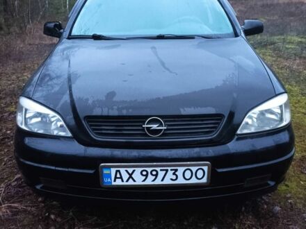 Чорний Опель Астра, об'ємом двигуна 1.6 л та пробігом 140 тис. км за 2900 $, фото 1 на Automoto.ua