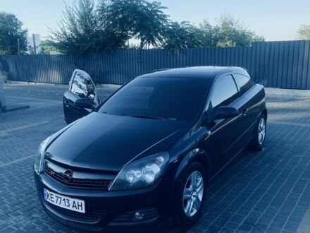 Черный Опель Астра, объемом двигателя 1.6 л и пробегом 310 тыс. км за 4500 $, фото 1 на Automoto.ua