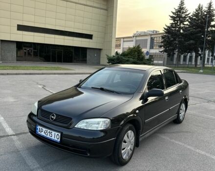 Черный Опель Астра, объемом двигателя 1.4 л и пробегом 120 тыс. км за 4000 $, фото 1 на Automoto.ua