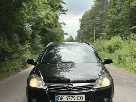 Опель Астра 2008 в Радивилове на Automoto.ua Черный Опель Астра, объемом двигателя 1.7 л и пробегом 360 тыс. км за 5299 $, фото 1 на Automoto.ua