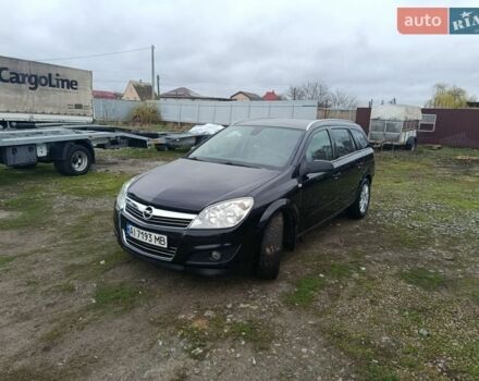 Черный Опель Астра, объемом двигателя 1.9 л и пробегом 310 тыс. км за 4950 $, фото 1 на Automoto.ua