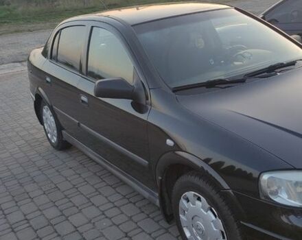 Чорний Опель Астра, об'ємом двигуна 1.4 л та пробігом 270 тис. км за 3800 $, фото 1 на Automoto.ua
