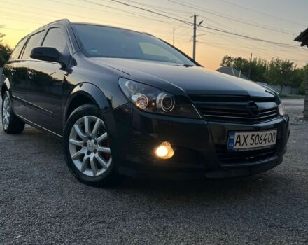 Чорний Опель Астра, об'ємом двигуна 1.6 л та пробігом 220 тис. км за 5600 $, фото 1 на Automoto.ua