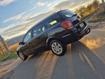 Опель Астра 2008 в Борисполе на Automoto.ua Черный Опель Астра, объемом двигателя 1.9 л и пробегом 310 тыс. км за 5800 $, фото 1 на Automoto.ua