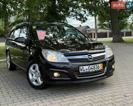Черный Опель Астра, объемом двигателя 1.6 л и пробегом 205 тыс. км за 4999 $, фото 1 на Automoto.ua