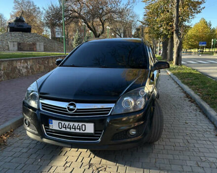 Чорний Опель Астра, об'ємом двигуна 1.9 л та пробігом 191 тис. км за 7000 $, фото 1 на Automoto.ua