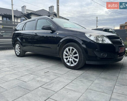 Опель Астра 2008 у Львові на Automoto.ua Чорний Опель Астра, об'ємом двигуна 1.6 л та пробігом 265 тис. км за 4700 $, фото 1 на Automoto.ua
