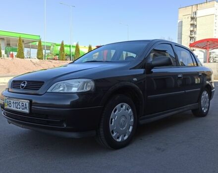 Черный Опель Астра, объемом двигателя 1.4 л и пробегом 148 тыс. км за 5000 $, фото 1 на Automoto.ua