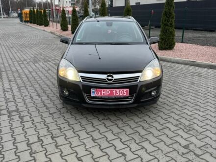 Чорний Опель Астра, об'ємом двигуна 1.8 л та пробігом 223 тис. км за 6300 $, фото 1 на Automoto.ua