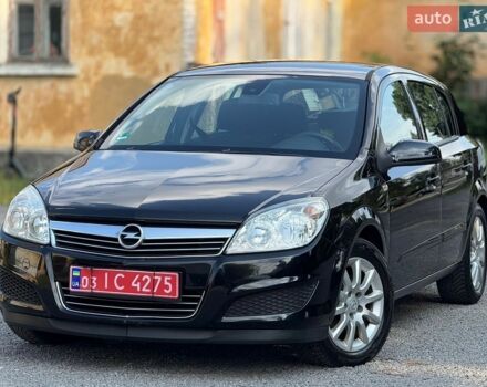 Чорний Опель Астра, об'ємом двигуна 1.6 л та пробігом 260 тис. км за 4800 $, фото 1 на Automoto.ua