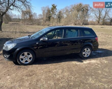 Черный Опель Астра, объемом двигателя 1.6 л и пробегом 295 тыс. км за 4850 $, фото 1 на Automoto.ua