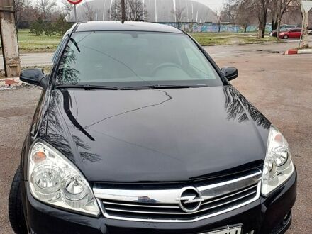 Черный Опель Астра, объемом двигателя 1.6 л и пробегом 1480 тыс. км за 5950 $, фото 1 на Automoto.ua
