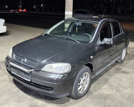 Черный Опель Астра, объемом двигателя 1.6 л и пробегом 125 тыс. км за 1500 $, фото 1 на Automoto.ua