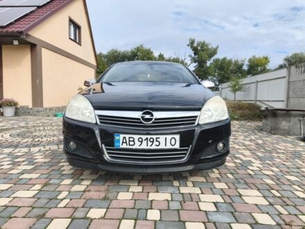 Черный Опель Астра, объемом двигателя 1.8 л и пробегом 230 тыс. км за 4366 $, фото 1 на Automoto.ua