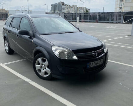 Черный Опель Астра, объемом двигателя 1.6 л и пробегом 244 тыс. км за 5100 $, фото 1 на Automoto.ua