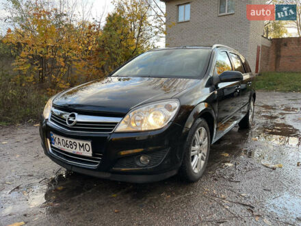 Опель Астра 2008 в Чернигове на Automoto.ua Черный Опель Астра, объемом двигателя 1.8 л и пробегом 145 тыс. км за 5700 $, фото 1 на Automoto.ua