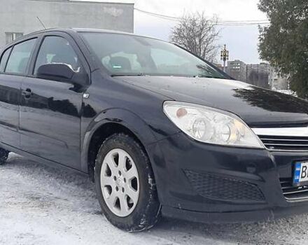 Черный Опель Астра, объемом двигателя 1.6 л и пробегом 220 тыс. км за 4800 $, фото 1 на Automoto.ua