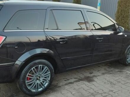 Черный Опель Астра, объемом двигателя 1.7 л и пробегом 262 тыс. км за 5900 $, фото 1 на Automoto.ua
