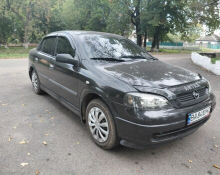 Чорний Опель Астра, об'ємом двигуна 1.4 л та пробігом 207 тис. км за 3604 $, фото 1 на Automoto.ua