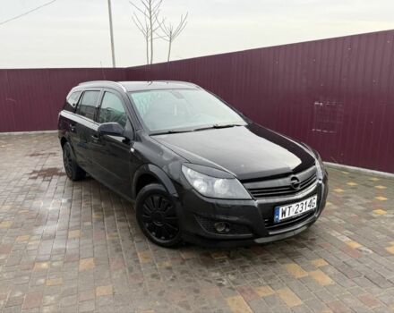 Черный Опель Астра, объемом двигателя 1.7 л и пробегом 240 тыс. км за 2800 $, фото 1 на Automoto.ua