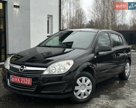 Черный Опель Астра, объемом двигателя 1.4 л и пробегом 259 тыс. км за 3800 $, фото 1 на Automoto.ua
